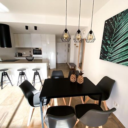 Beautiful New Apartment With Sea View Castillo de Sabinillas エクステリア 写真