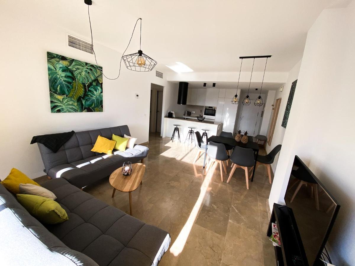 Beautiful New Apartment With Sea View Castillo de Sabinillas エクステリア 写真