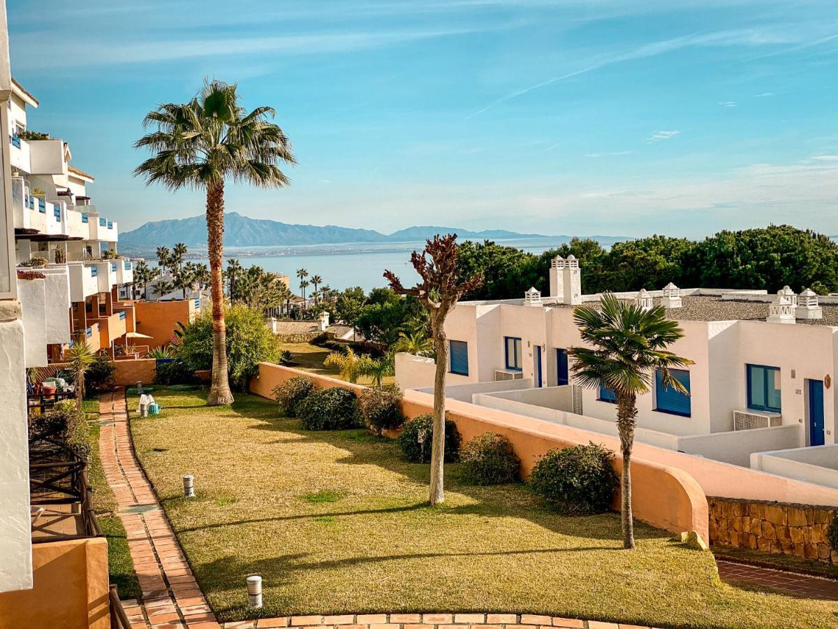 Beautiful New Apartment With Sea View Castillo de Sabinillas エクステリア 写真