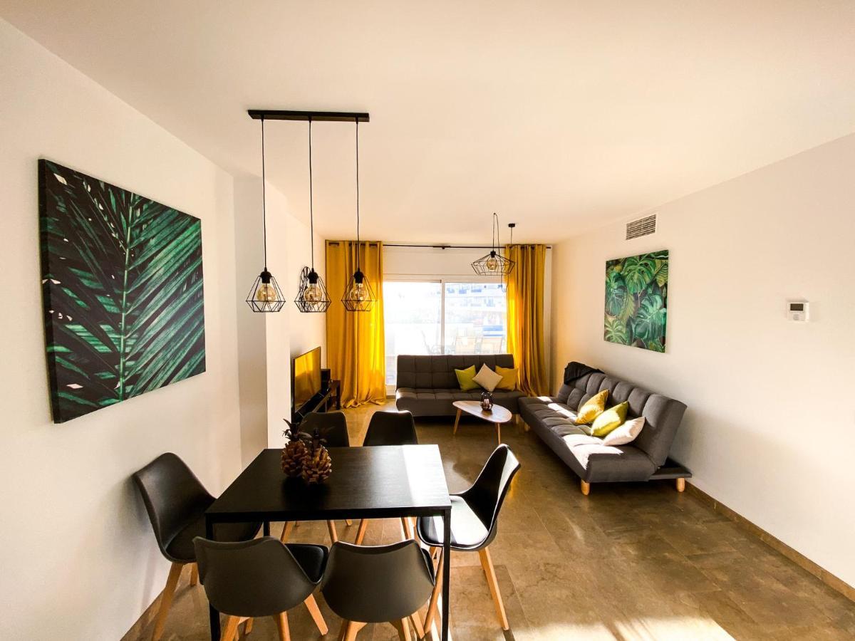 Beautiful New Apartment With Sea View Castillo de Sabinillas エクステリア 写真