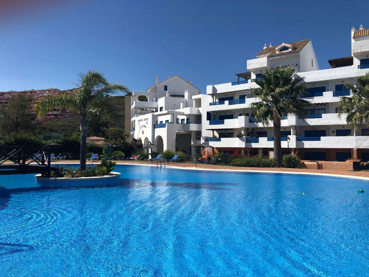 Beautiful New Apartment With Sea View Castillo de Sabinillas エクステリア 写真