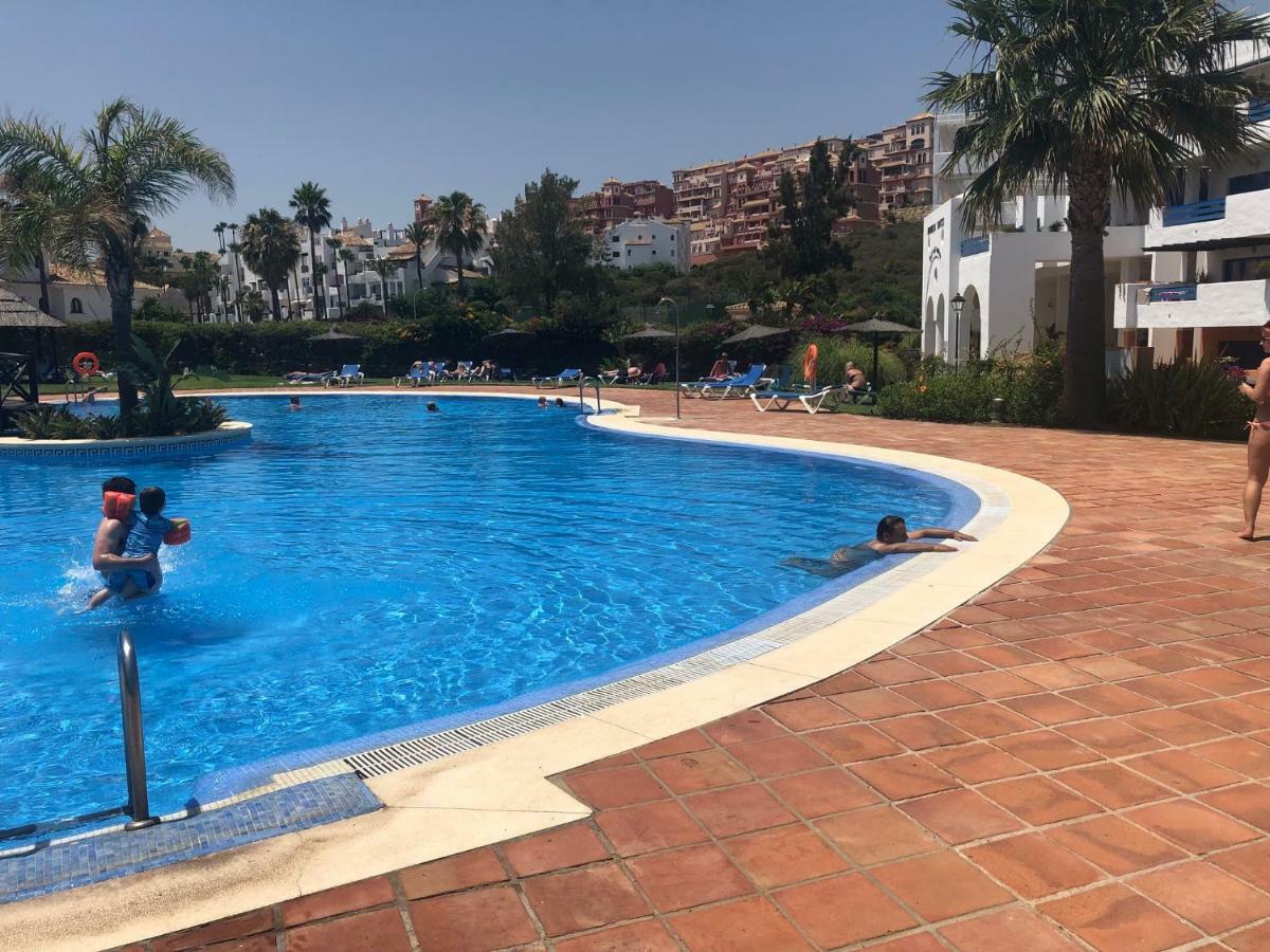 Beautiful New Apartment With Sea View Castillo de Sabinillas エクステリア 写真